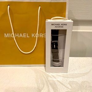 MICHAEL Michael Kors Apple Logo Watch Band